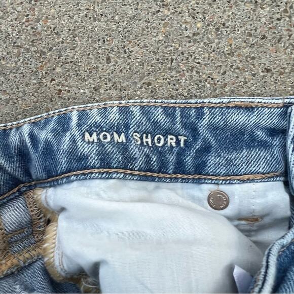 AEO Mom Shorts frayed distressed fronts size 0 - Picture 4 of 5